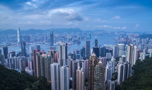国家推行 退房令 ,央企不再介入房地产行业,刚需者们开心了